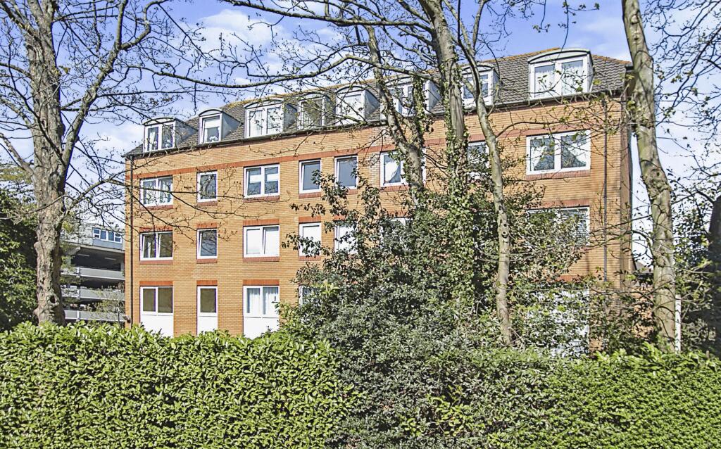 2 bedroom flat for sale in St. Peters Road, Bournemouth, BH1