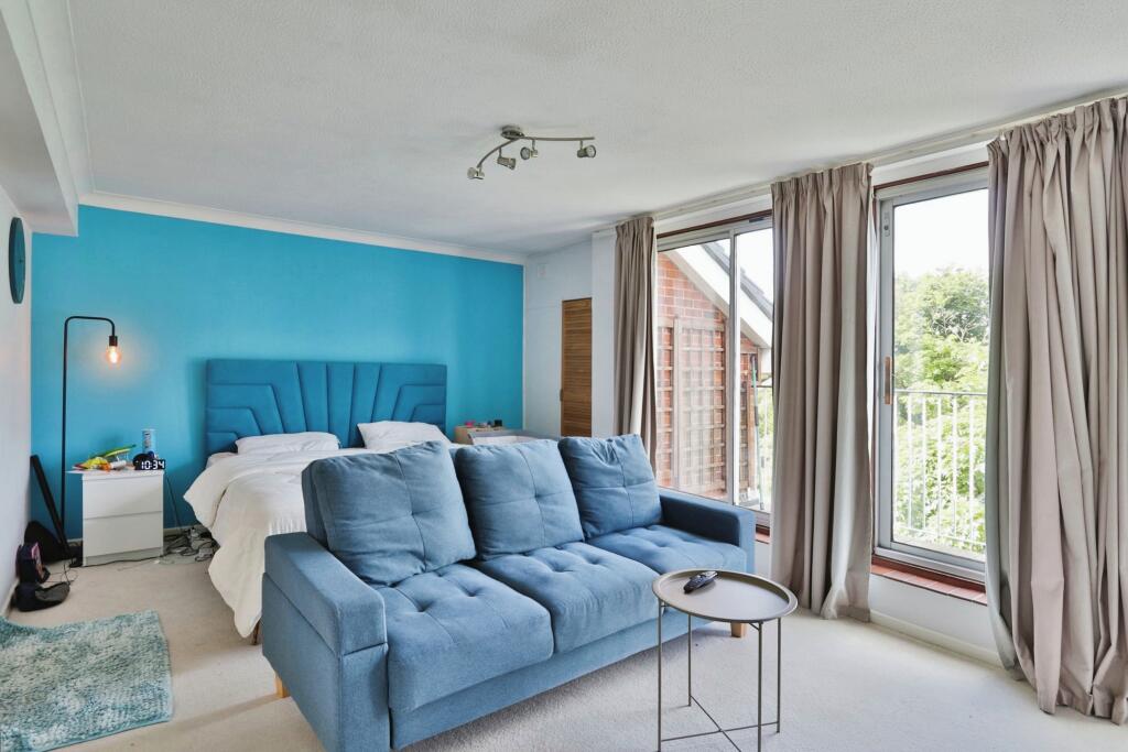 Additional property image - Christchurch Road, Bournemouth, Dorset, BH1