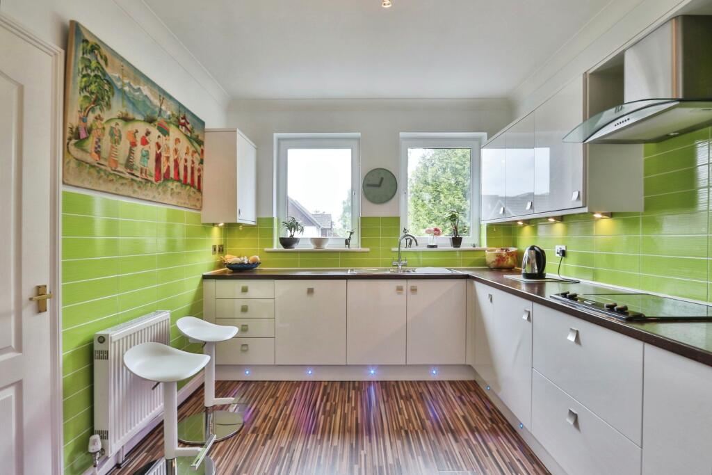 Additional property image - Alumhurst Road, BOURNEMOUTH, Dorset, BH4