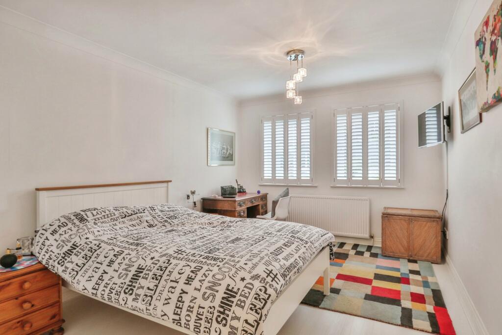 Additional property image - Alumhurst Road, BOURNEMOUTH, Dorset, BH4