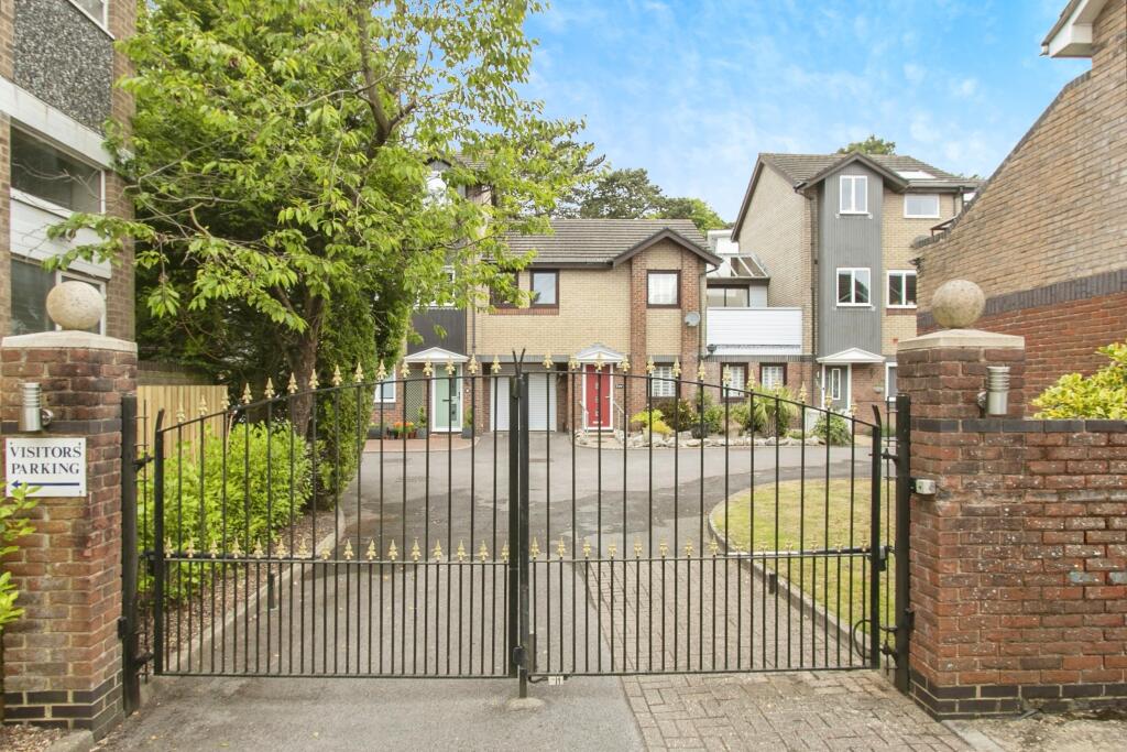 Additional property image - Alumhurst Road, BOURNEMOUTH, Dorset, BH4