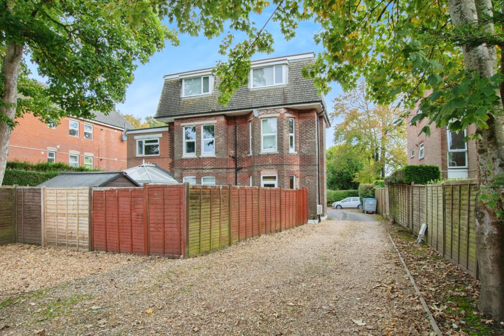 Additional property image - Wellington Road, Bournemouth, Dorset, BH8