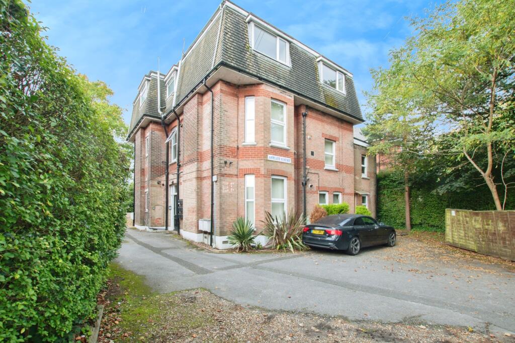 Additional property image - Wellington Road, Bournemouth, Dorset, BH8