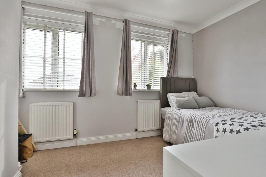 Additional property image - Queens Road, BOURNEMOUTH, Dorset, BH2