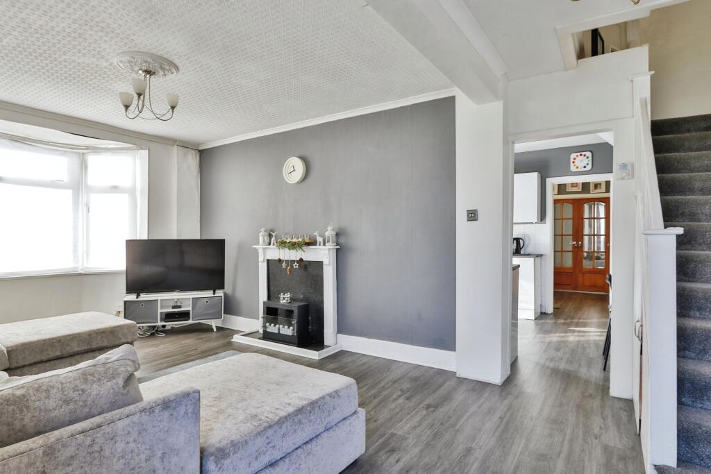 Additional property image - Coombe Avenue, Bournemouth, Dorset, BH10