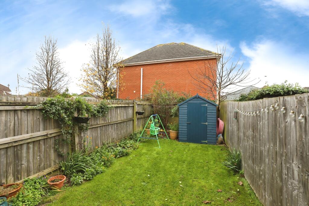 Additional property image - George Close, BOURNEMOUTH, Dorset, BH10