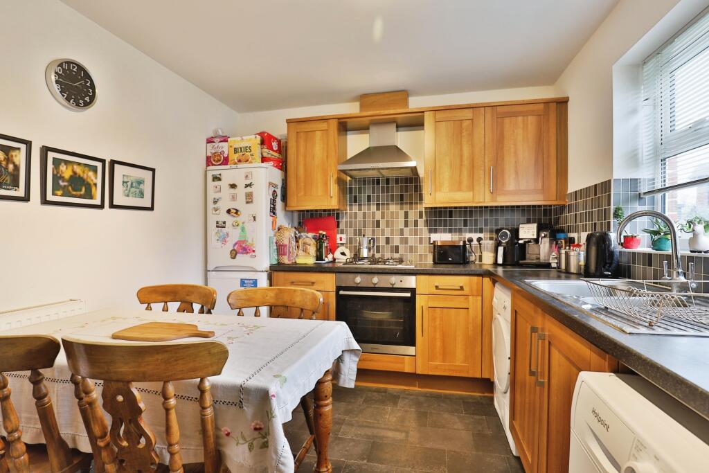 Additional property image - George Close, BOURNEMOUTH, Dorset, BH10