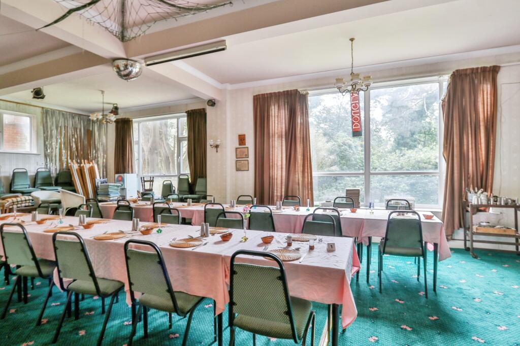 Additional property image - Boscombe Spa Road, Bournemouth, Dorset, BH5