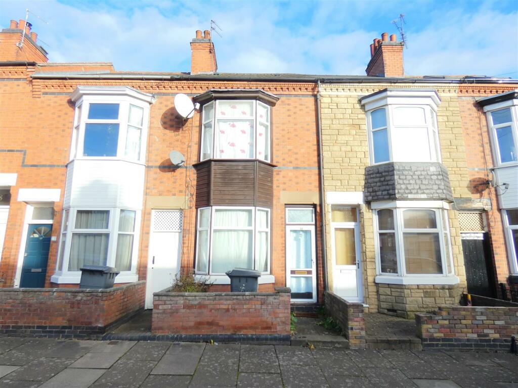 3 bedroom terraced house for sale in Marlow Road, Rowley Fields