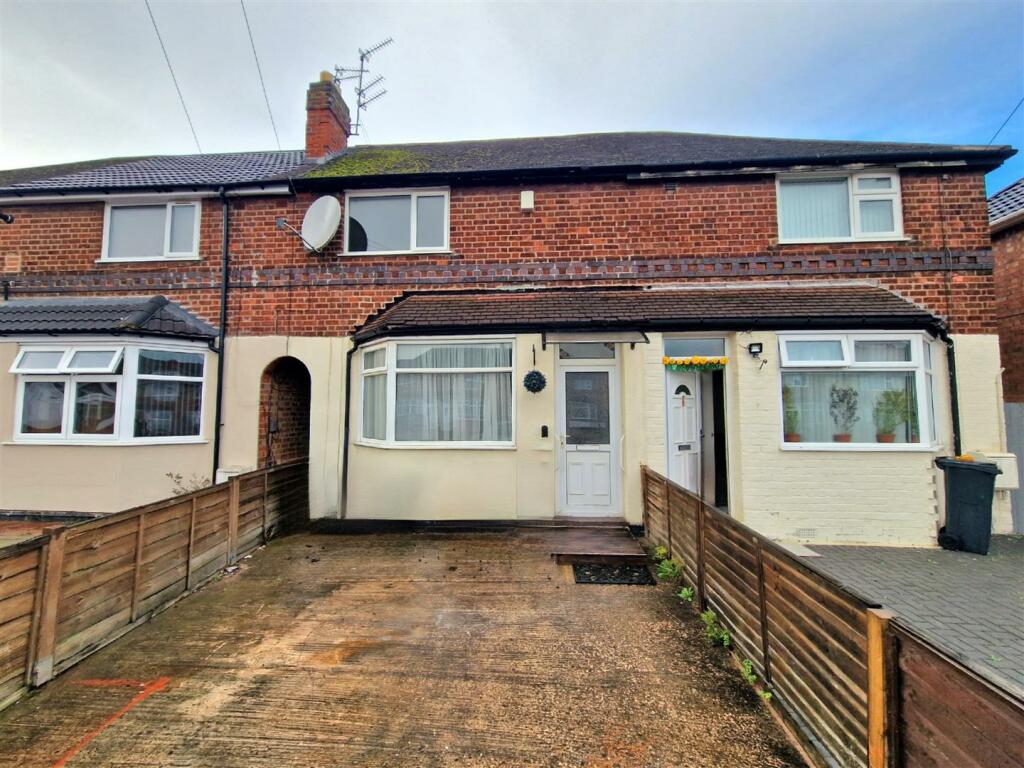 2 bedroom terraced house for sale in Rotherby Avenue, Belgrave
