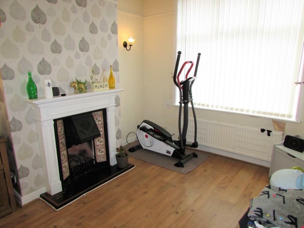 2 bedroom terraced house for sale in Wrigley Head, Failsworth EPC D