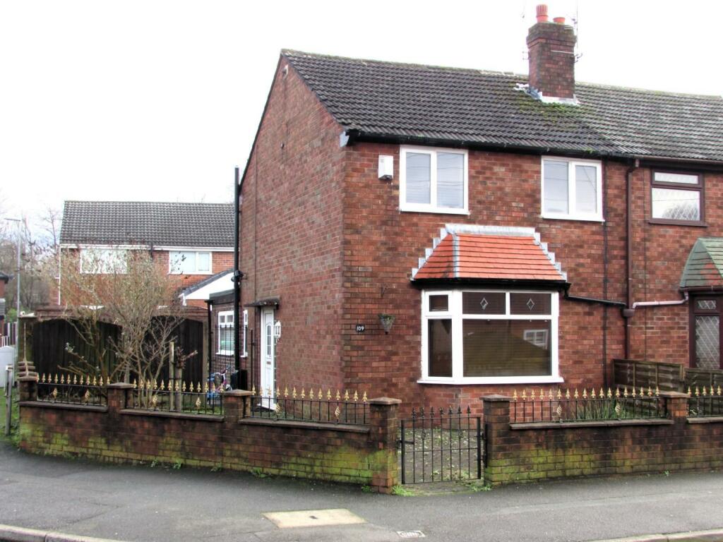3 bedroom semidetached house for sale in Westminster Road, Failsworth