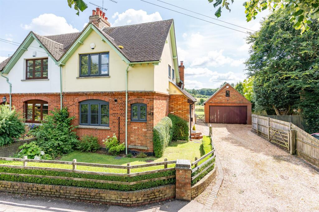 Main image of property: High Street, Walkern, Stevenage