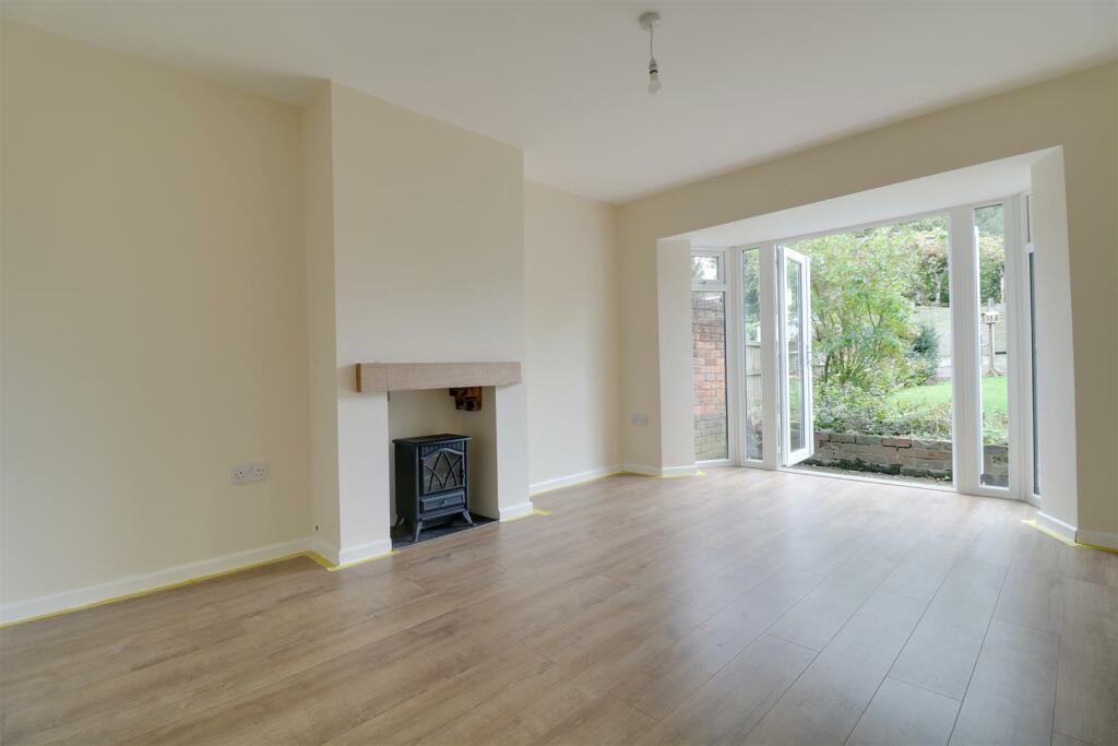 2 bedroom semidetached house for sale in Lancaster Place, Bloxwich