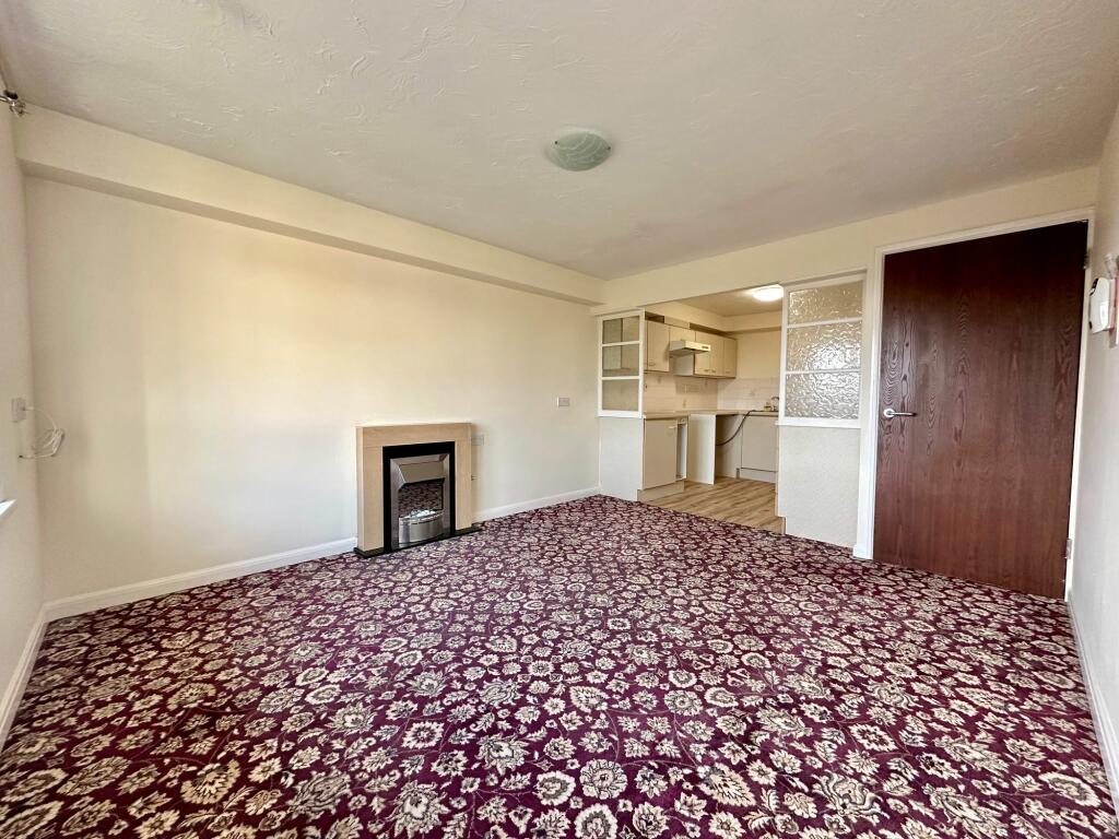 Additional property image - Outwood Common Road, Billericay, CM11