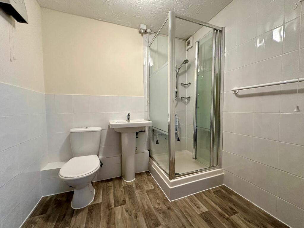 Additional property image - Outwood Common Road, Billericay, CM11