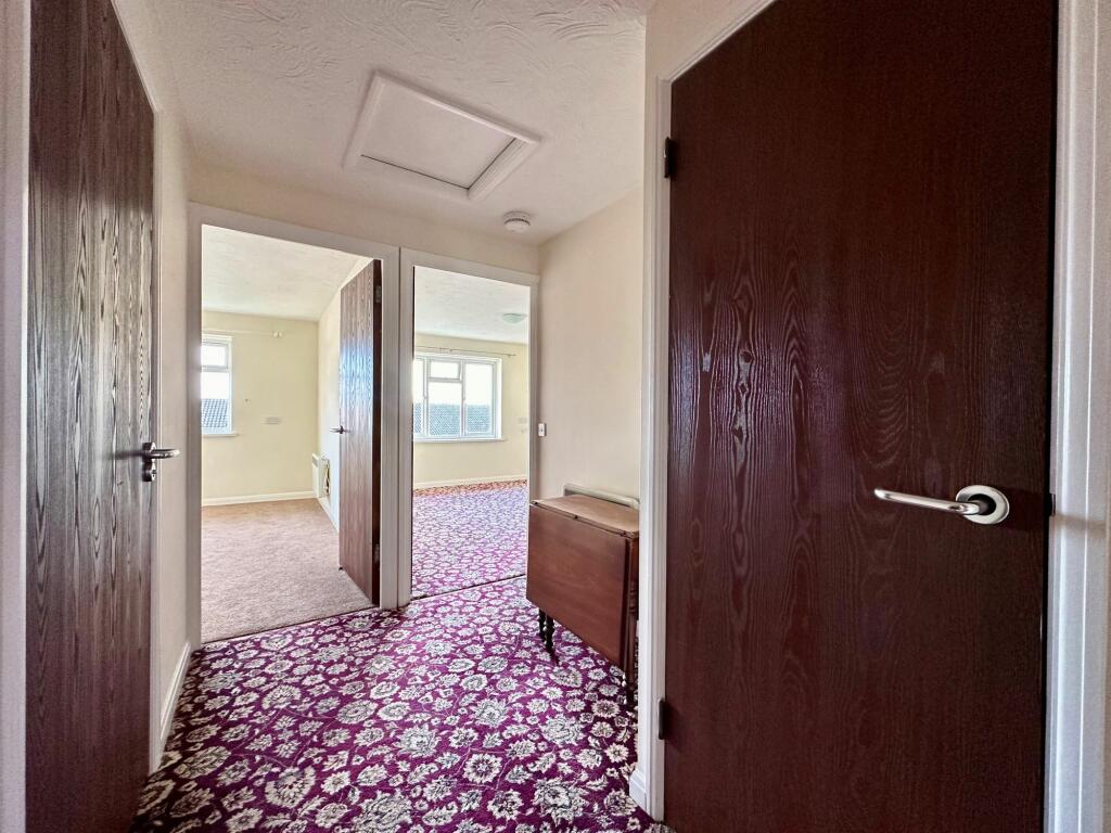 Additional property image - Outwood Common Road, Billericay, CM11