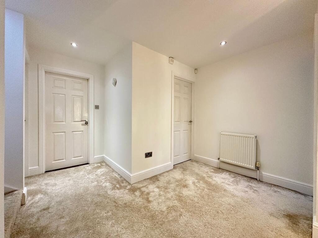 Additional property image - Oak Avenue, Crays Hill, CM11