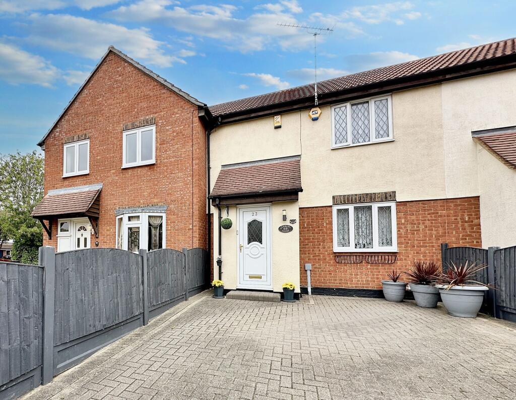 Main image of property: Larch Close, Laindon, SS15