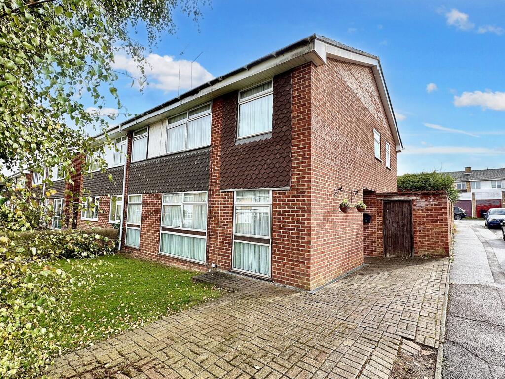Main image of property: Kilbarry Walk, Billericay, CM11