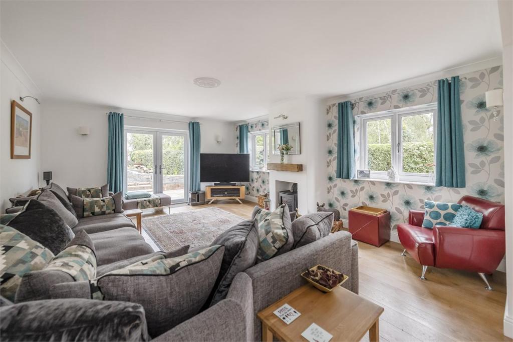 3 bedroom detached bungalow for sale in Muxton Lane, Muxton, Telford