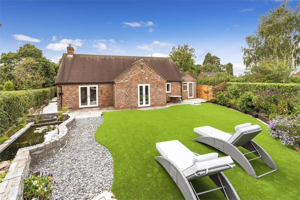 3 bedroom detached bungalow for sale in Muxton Lane, Muxton, Telford