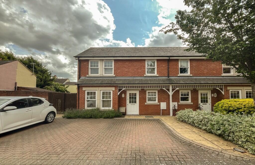Main image of property: Gunner Mews, Colchester, Essex, CO1