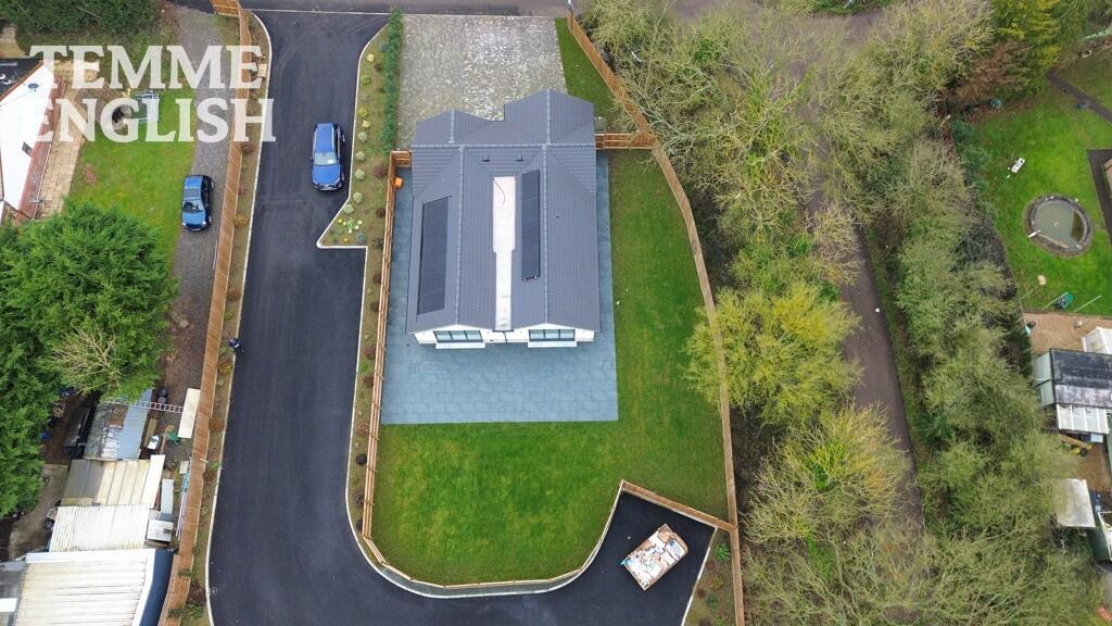 Additional property image - New Road, Billericay, Essex, CM12