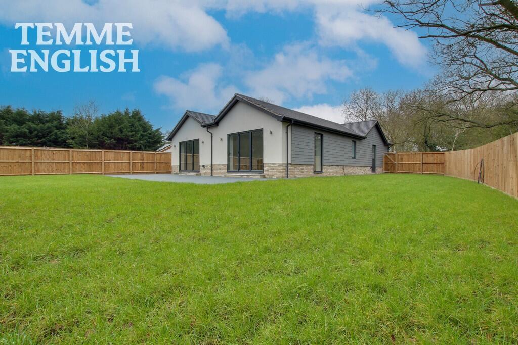 Additional property image - New Road, Billericay, Essex, CM12
