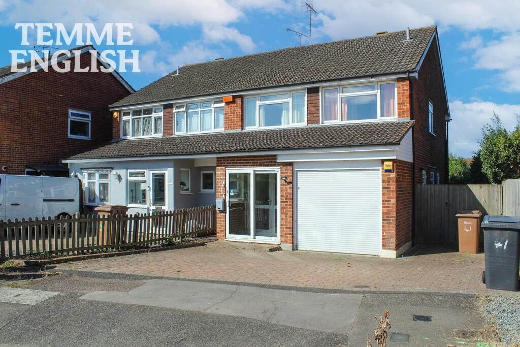 Main image of property: Viking Way, Wickford, Essex, SS11