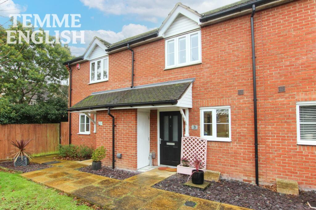Main image of property: Monarch Close, Wickford, SS11