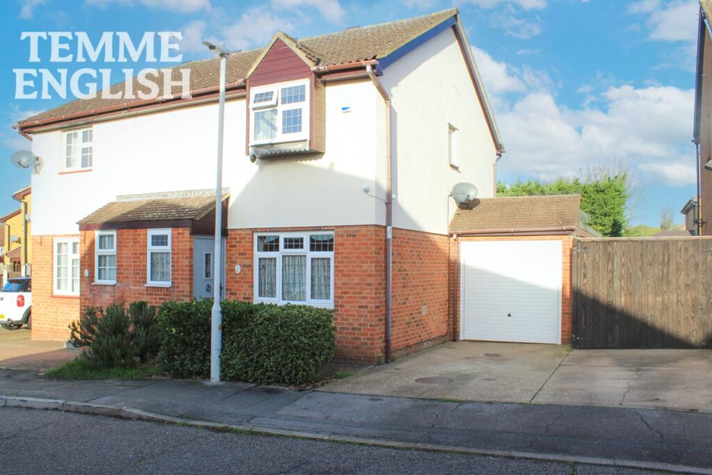 Main image of property: Langenhoe, Wickford, SS12