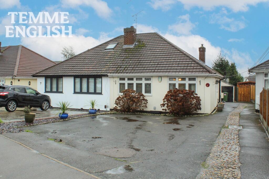 Main image of property: Bridge Road, Wickford, SS11