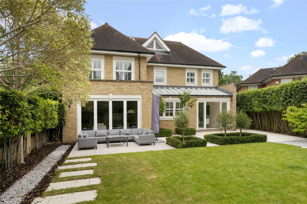 Main image of property: Gainsborough Place, Cobham, Surrey, KT11