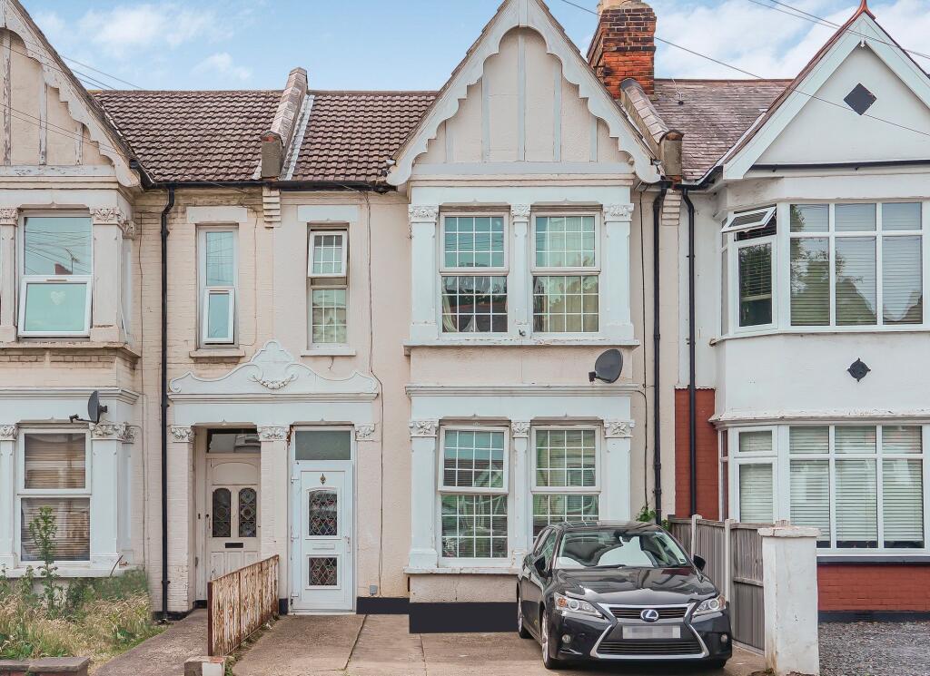 Main image of property: Bellevue Road, Southend-On-Sea, SS2