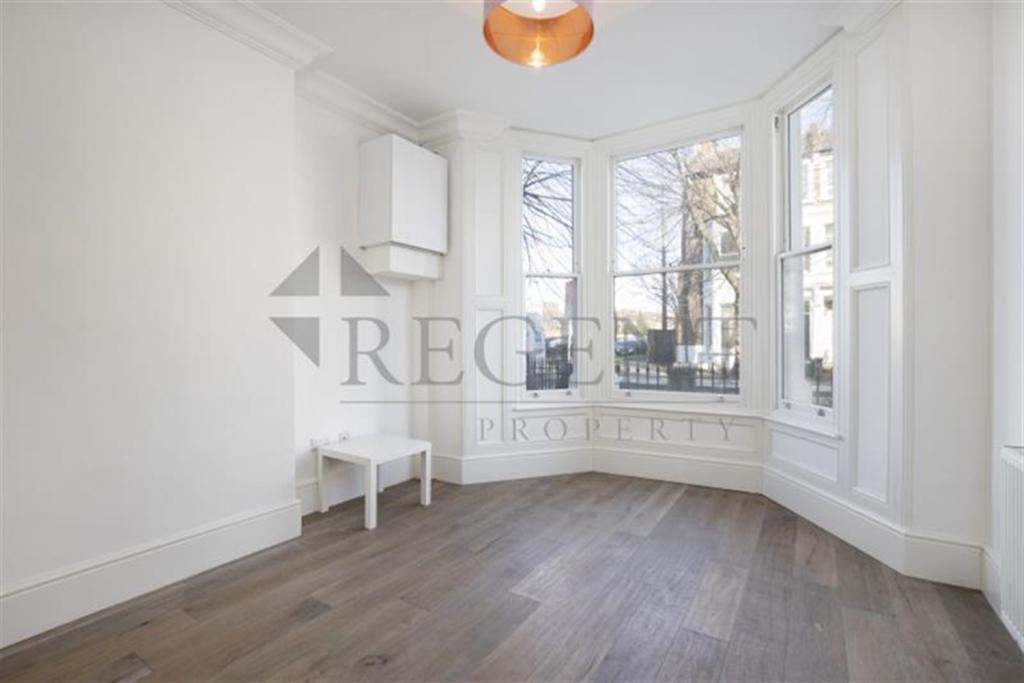 2 bedroom apartment for sale in Weltje Road, Hammersmith, W6