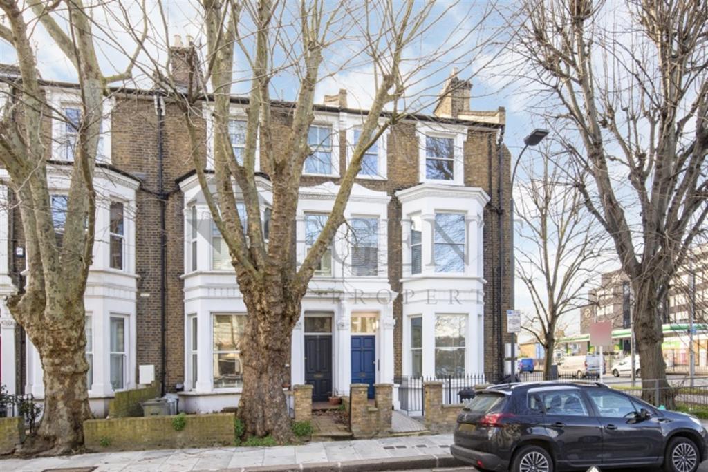 2 bedroom apartment for sale in Weltje Road, Hammersmith, W6