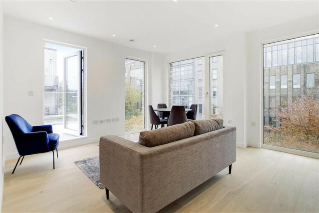 Main image of property: Jefferson Court, Cynthia Street, N1
