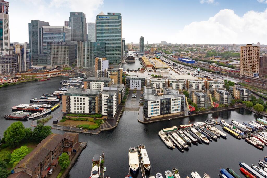 Main image of property: Horizons Tower, Yabsley Street, E14