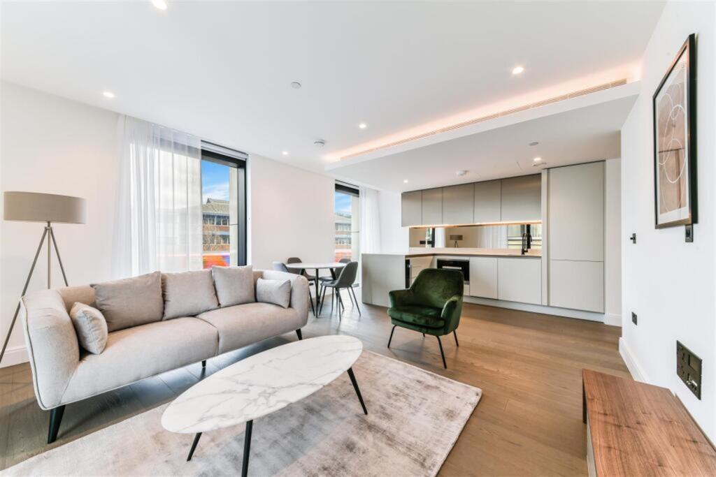 Main image of property: The Dumont, Albert Embankment, SE1