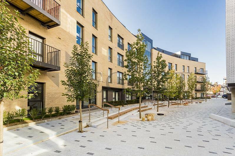 1 bedroom apartment for sale in Newman Close, Willesden Green, NW10