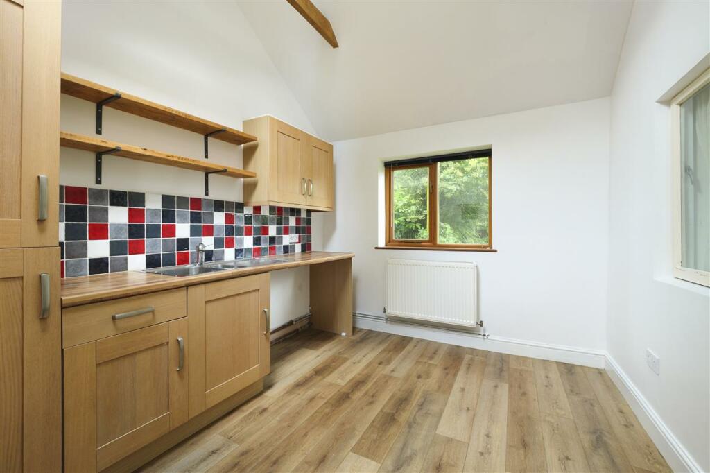 Additional property image - Plough Cottage, Church Lane, West Stourmouth
