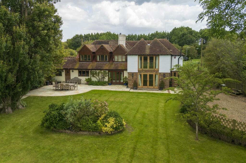 Additional property image - Plough Cottage, Church Lane, West Stourmouth
