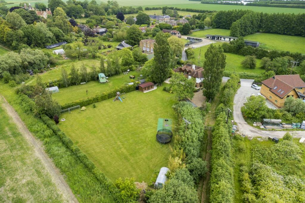 Additional property image - Plough Cottage, Church Lane, West Stourmouth