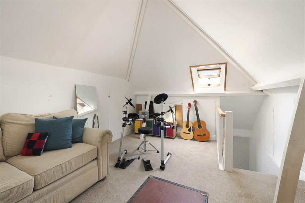 Additional property image - Uplands, The Avenue, Kingsdown
