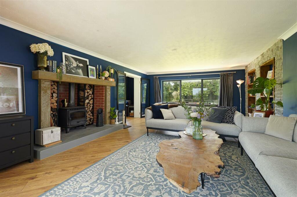 Additional property image - Longview, Roman Road, Maydensole