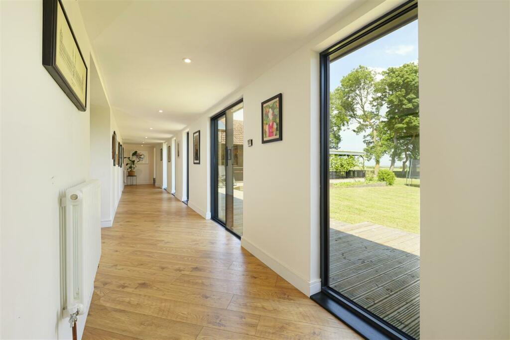 Additional property image - Longview, Roman Road, Maydensole