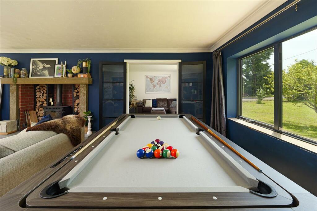 Additional property image - Longview, Roman Road, Maydensole