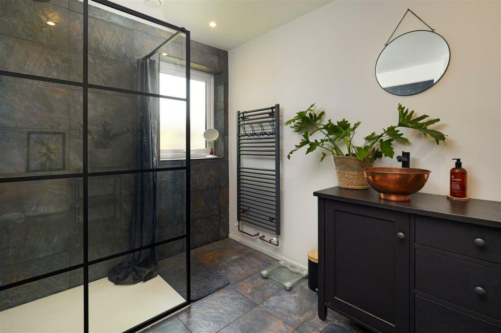 Additional property image - Longview, Roman Road, Maydensole