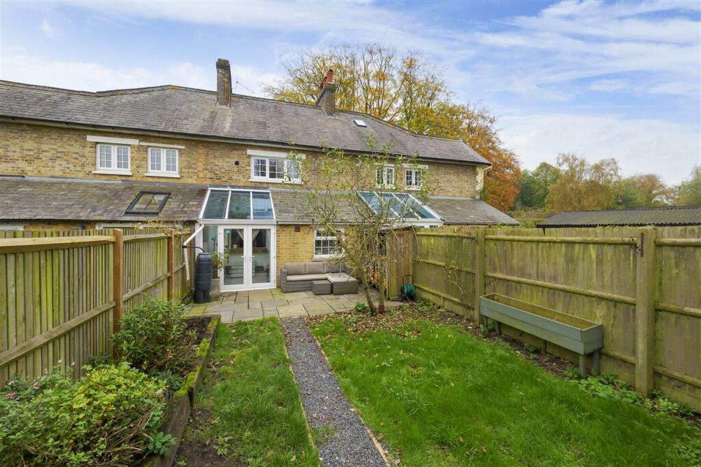 Additional property image - Barfreston Court Cottages, Barfrestone